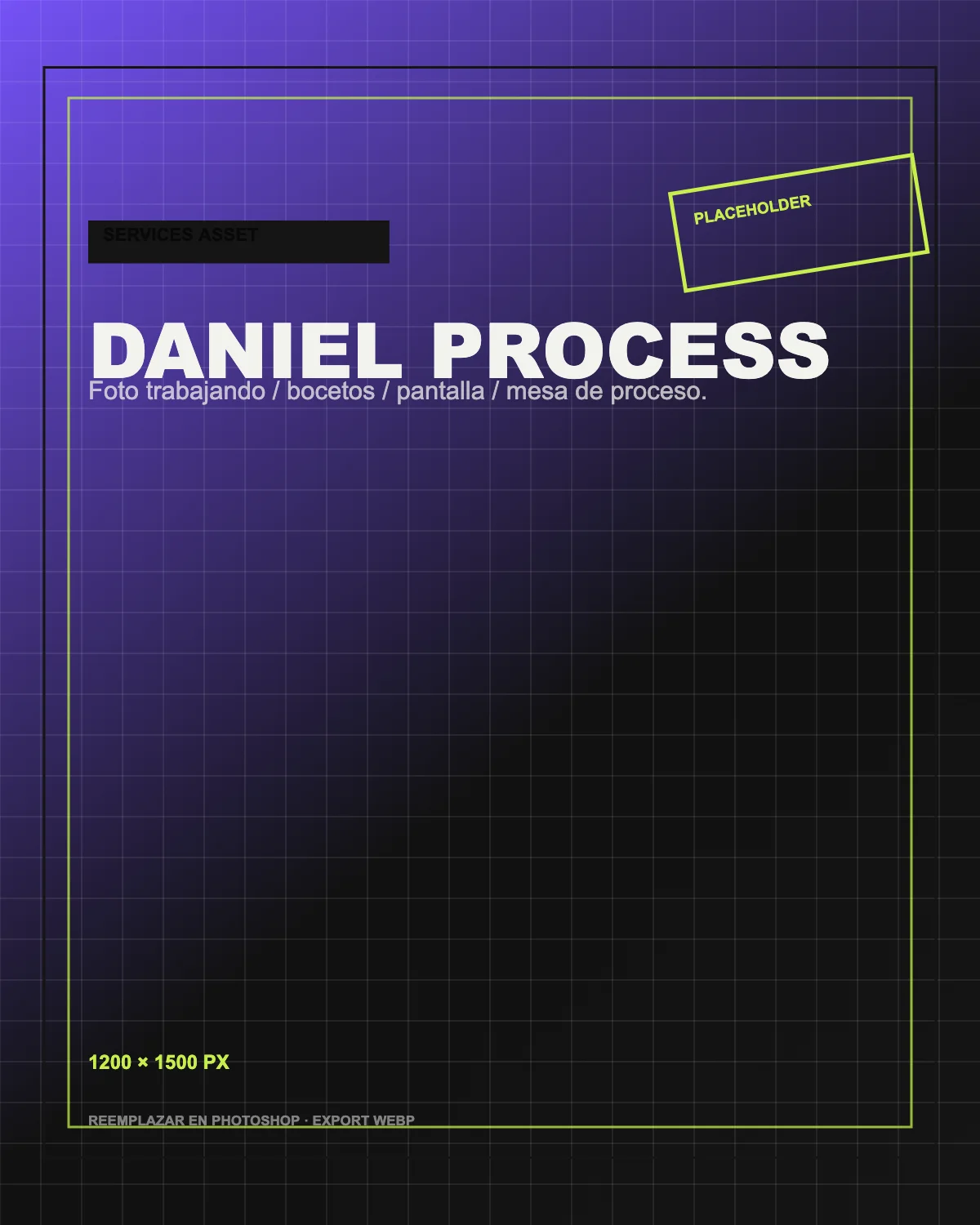 Placeholder Daniel Carrillo trabajando con bocetos pantalla y mesa de proceso